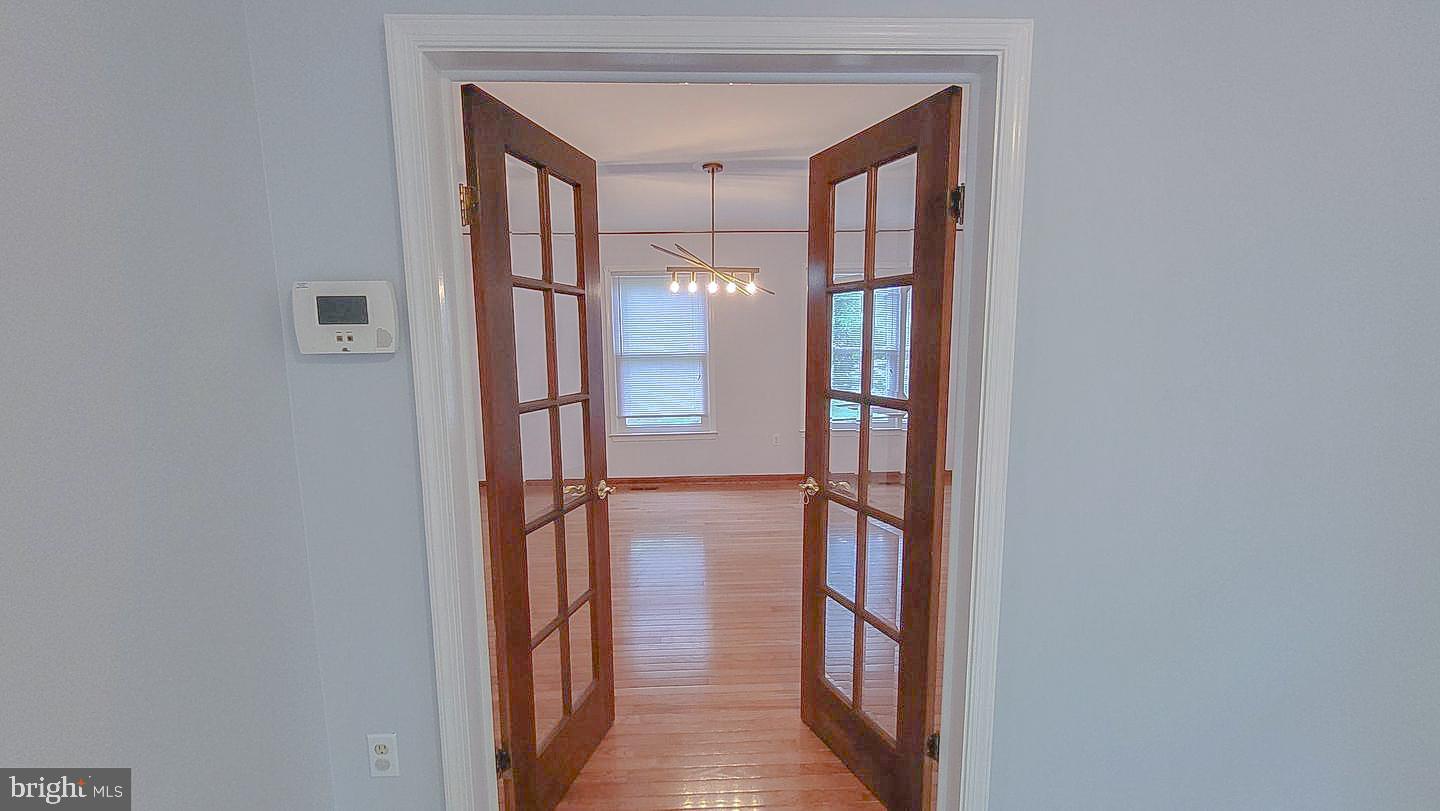 HOME ACRES - Residential Lease