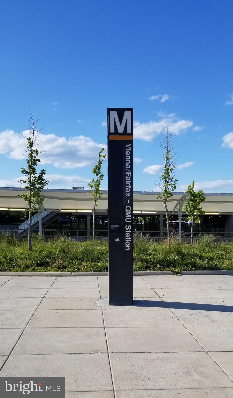 VIENNA WOODS - Residential