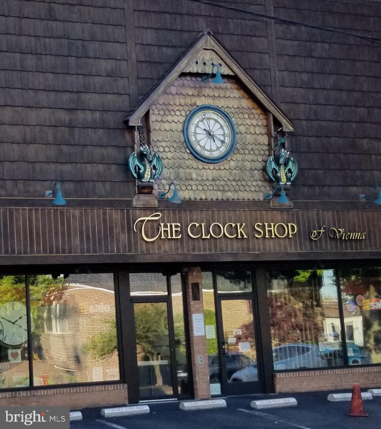 VIENNA WOODS - Residential