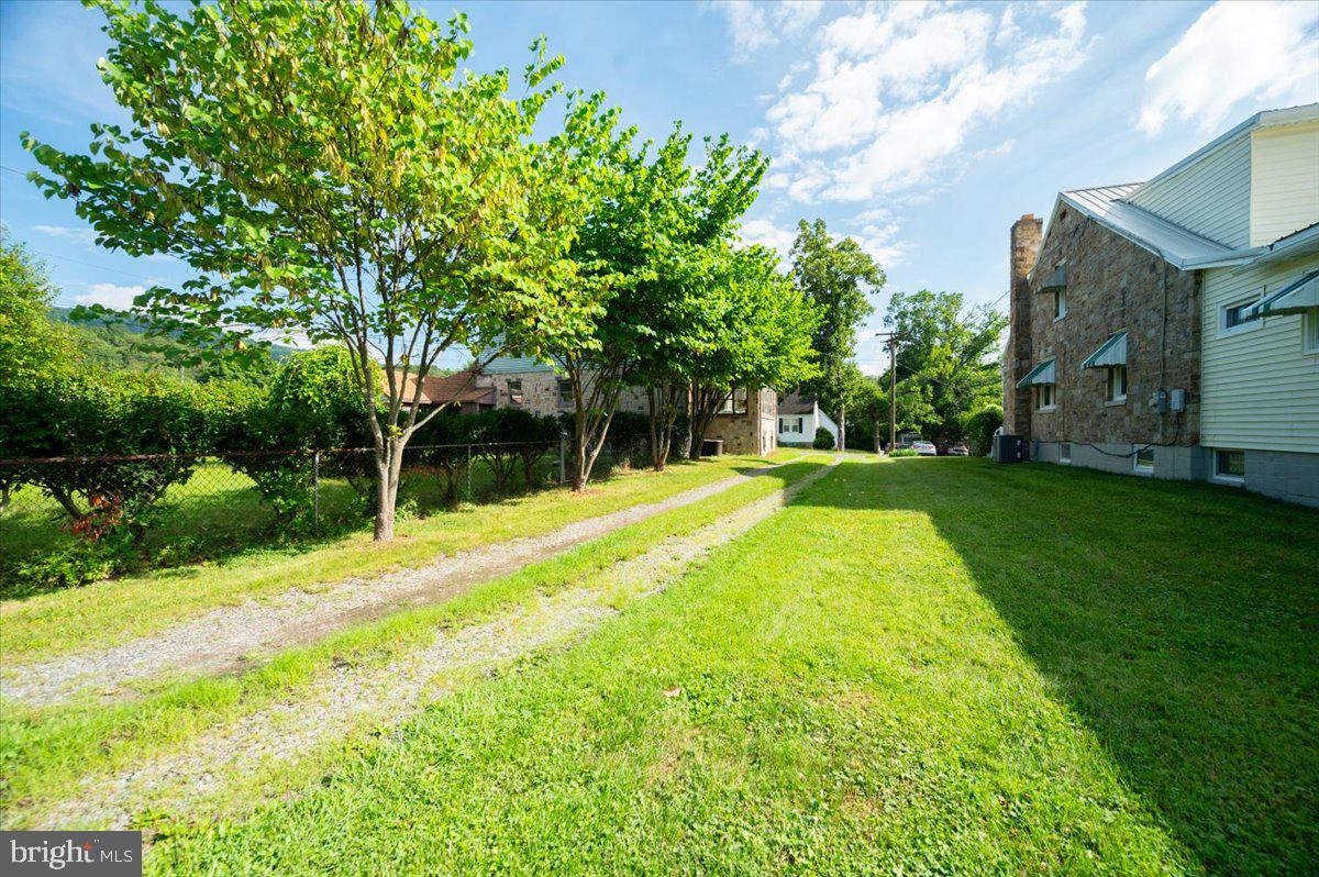 26 PARKSIDE BOULEVARD