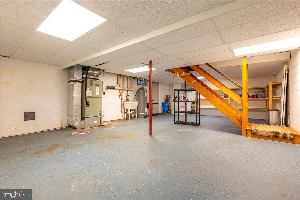 REGULARS - Residential