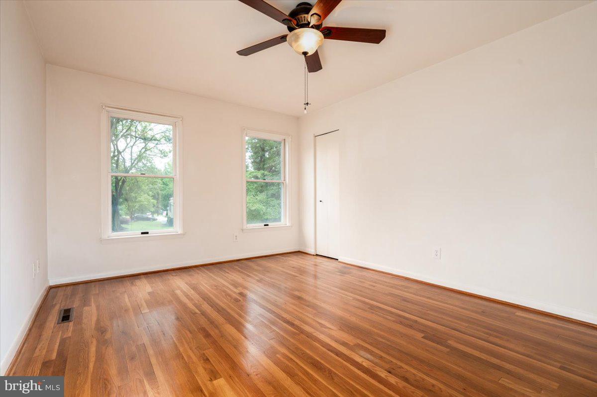 REGULARS - Residential