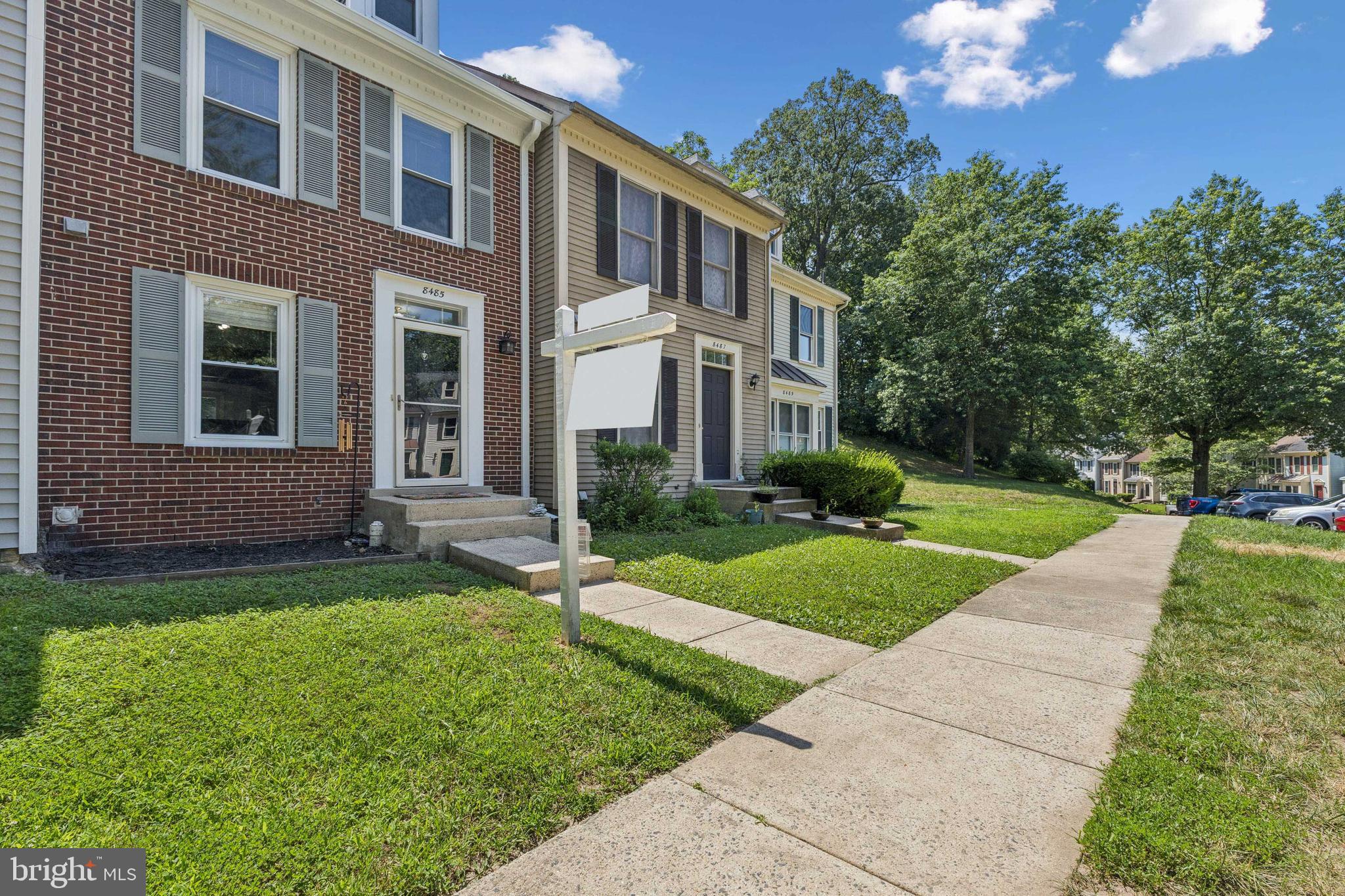8485 LAUREL OAK DRIVE