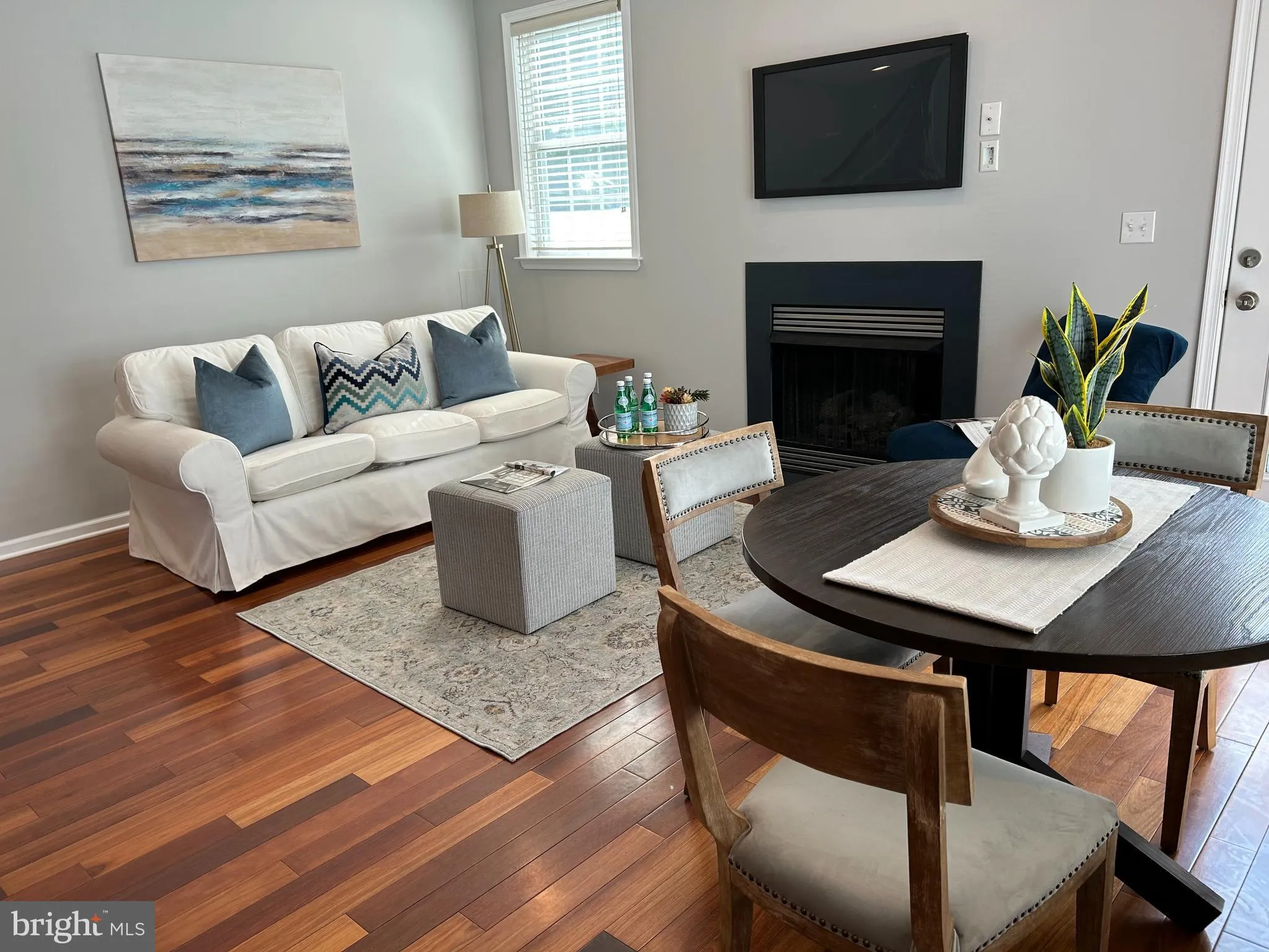 Philadelphia, Pennsylvania 19128, United States, 3 Bedrooms Bedrooms, ,4 BathroomsBathrooms,Residential,Pending,45639