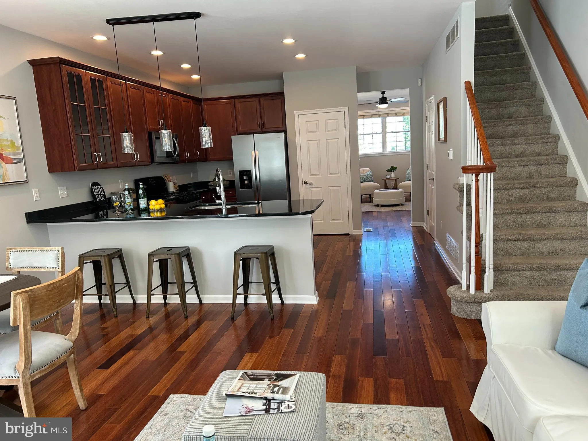 Philadelphia, Pennsylvania 19128, United States, 3 Bedrooms Bedrooms, ,4 BathroomsBathrooms,Residential,Pending,45639