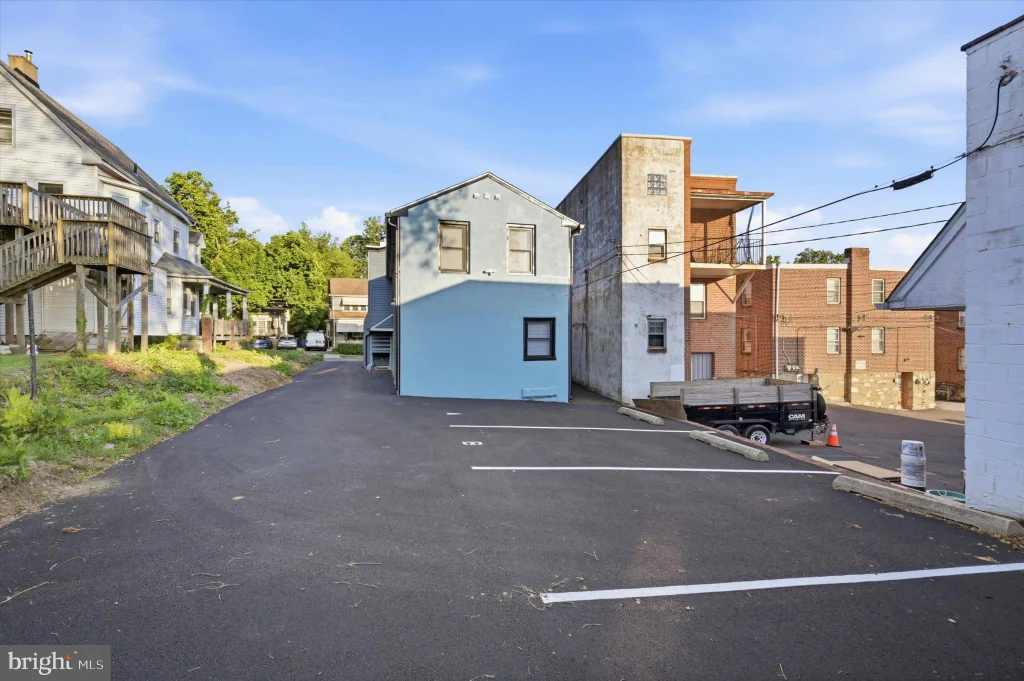 Additional image 4 of 514 Ryers Avenue Unit A, Cheltenham, PA 19012