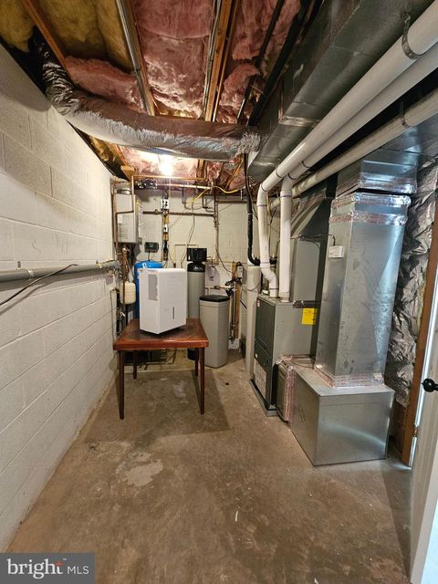 Tiny photo for 274 Woodside Lane, WINCHESTER, VA 22603 (MLS # VAFV2040564)