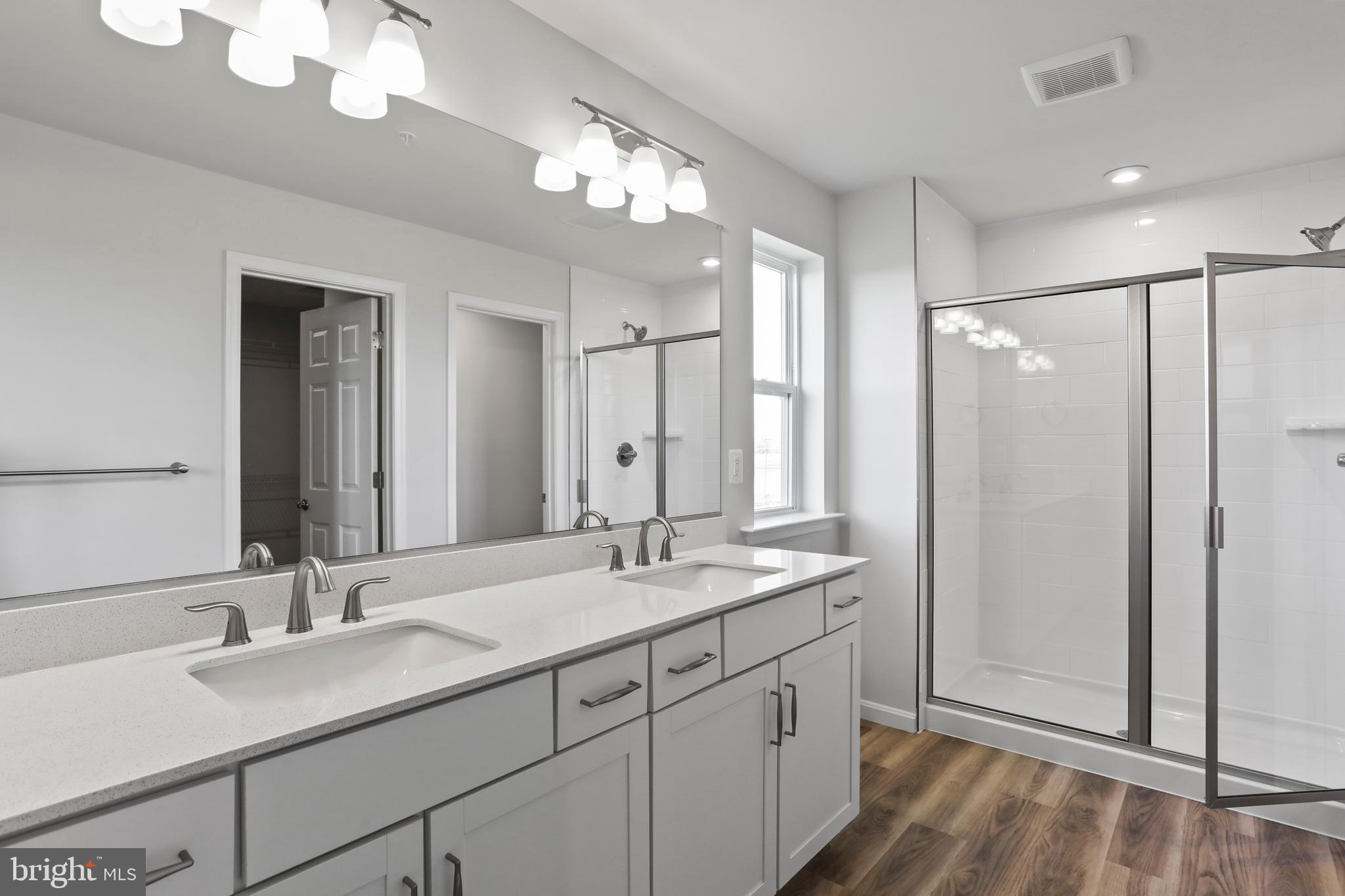 ELMWOOD FARM - Residential