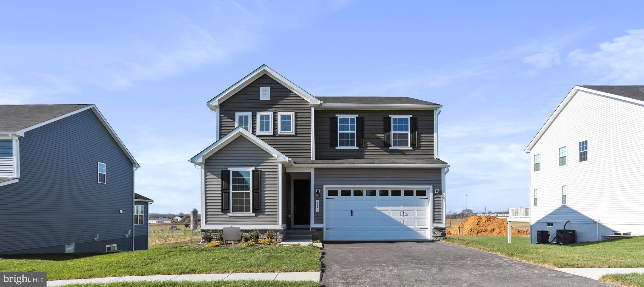 ELMWOOD FARM - Residential