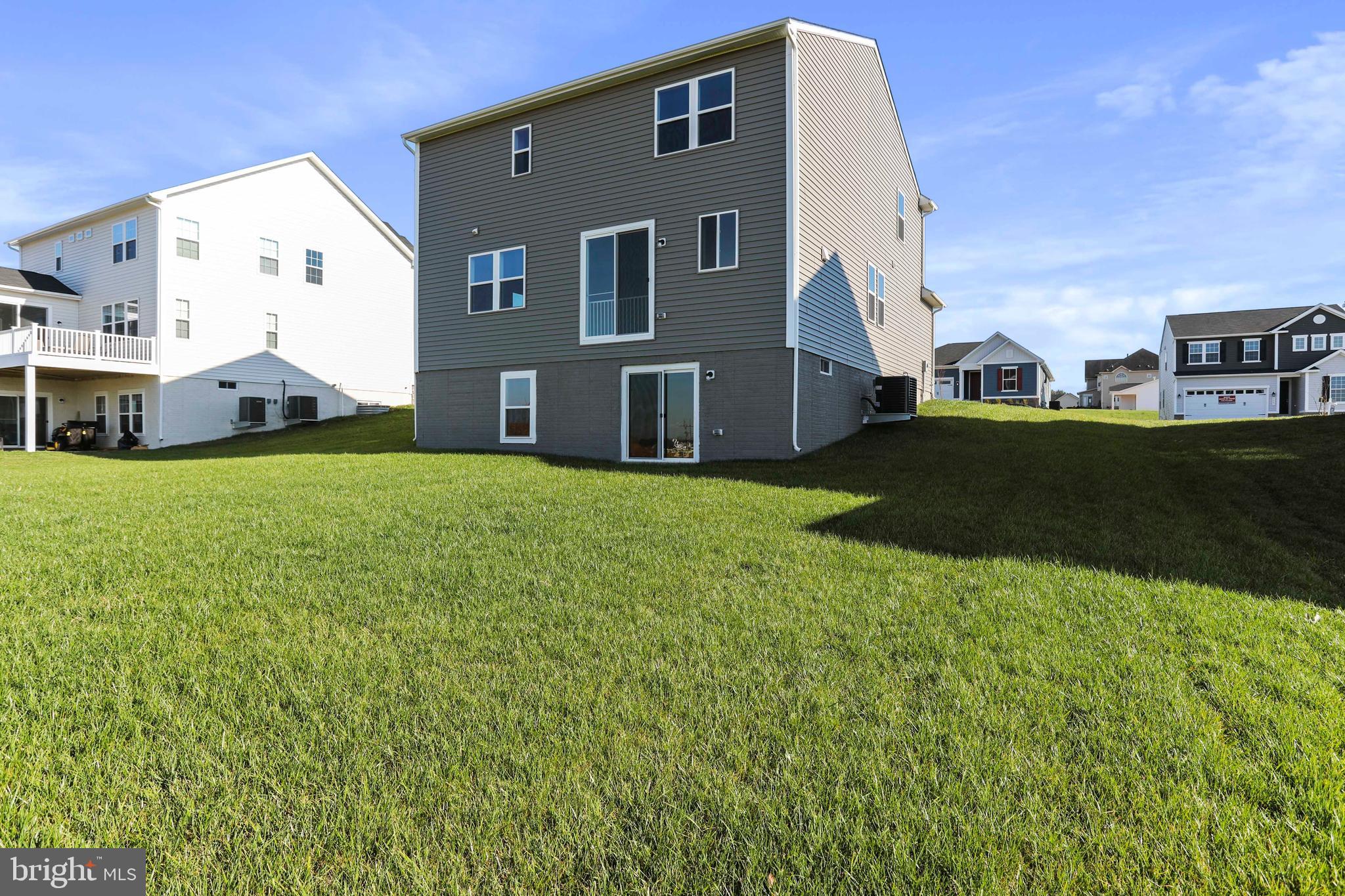 ELMWOOD FARM - Residential