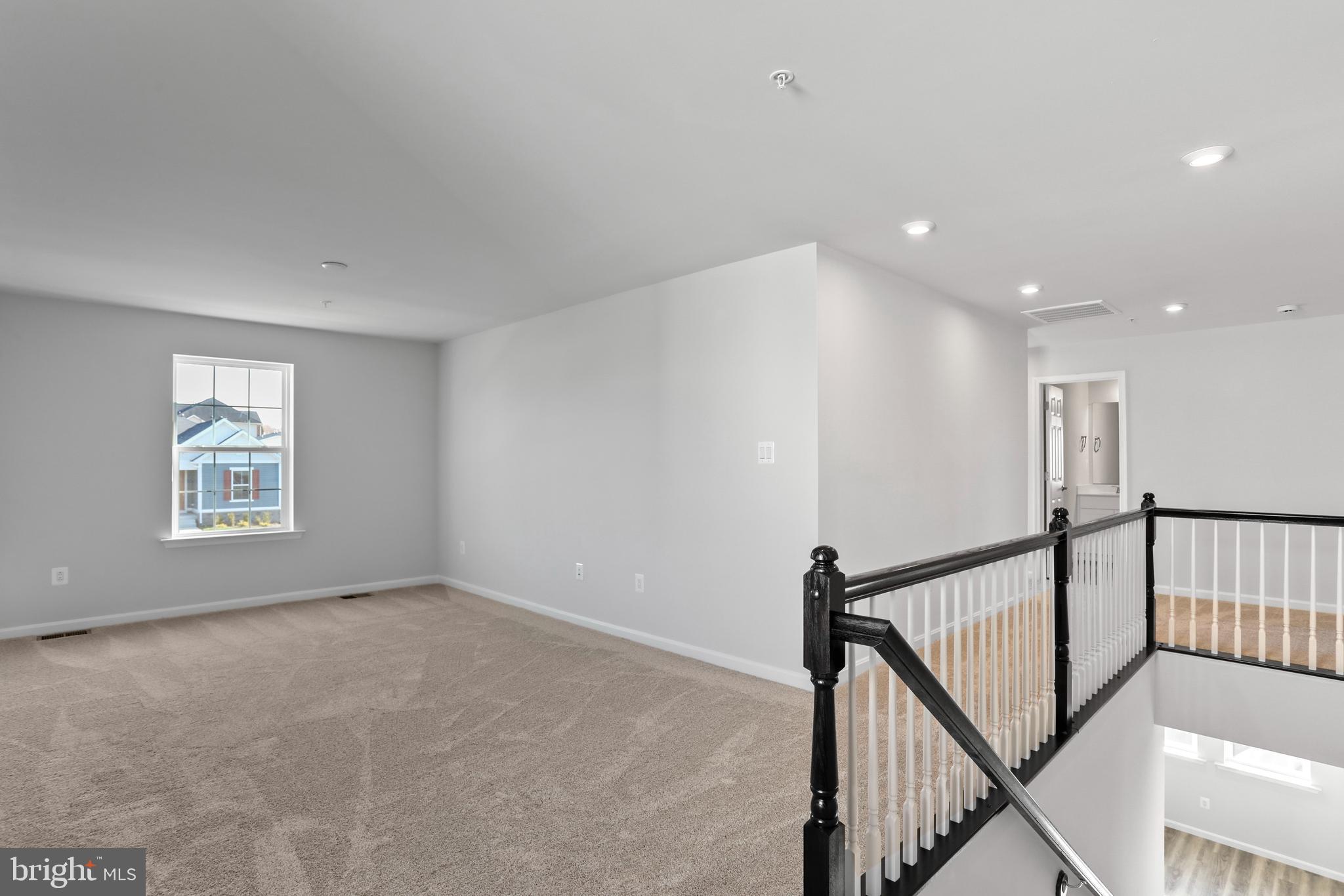 ELMWOOD FARM - Residential