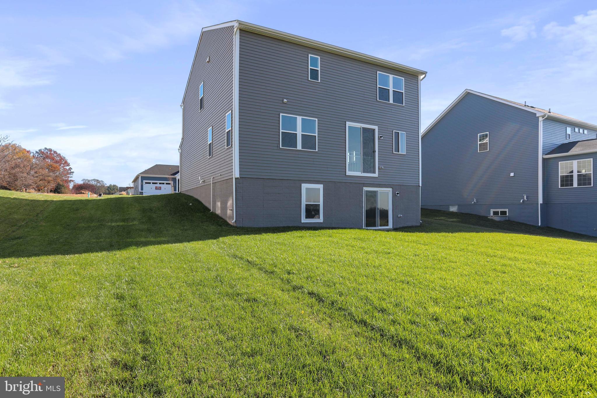 ELMWOOD FARM - Residential