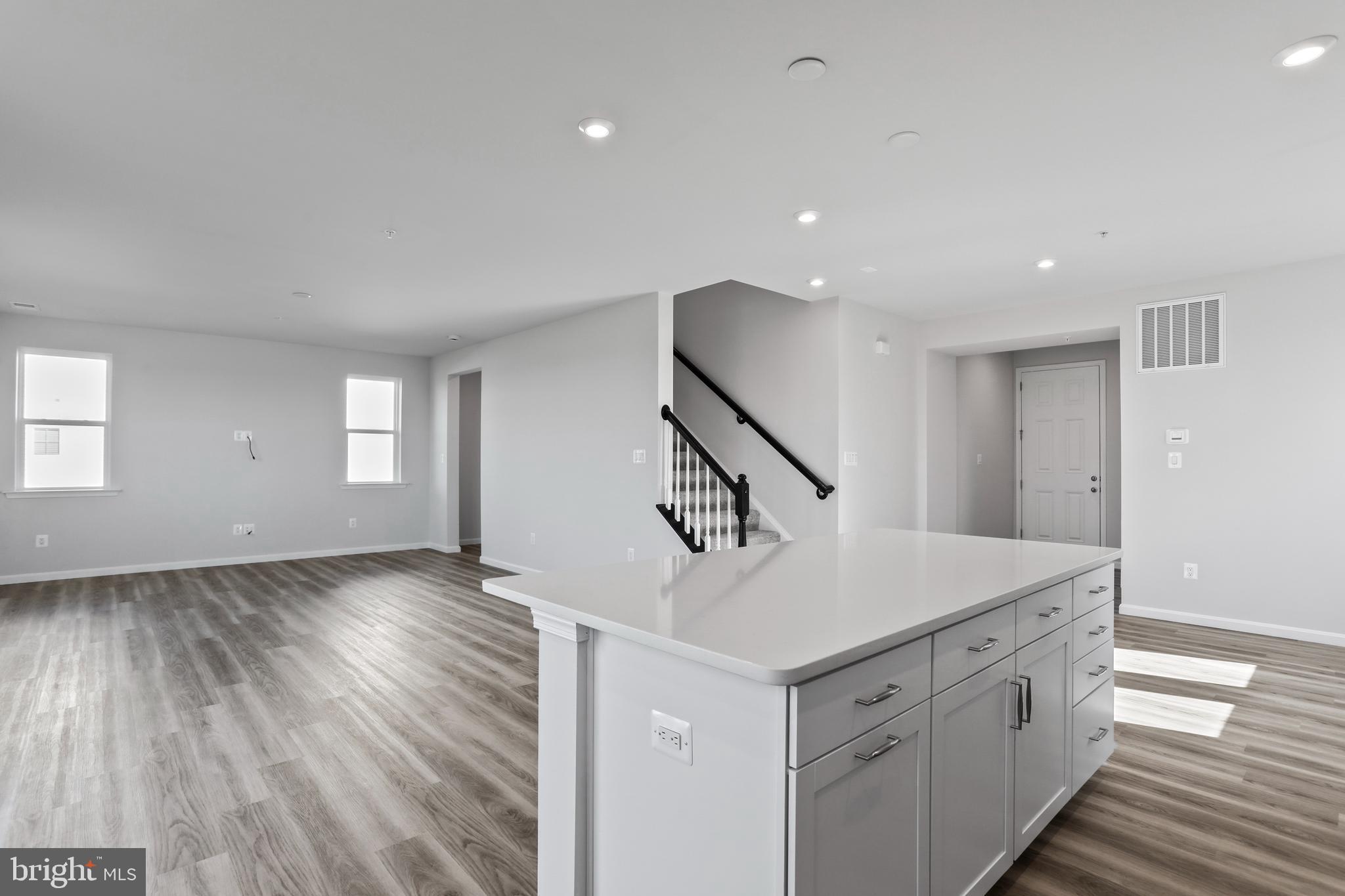 ELMWOOD FARM - Residential