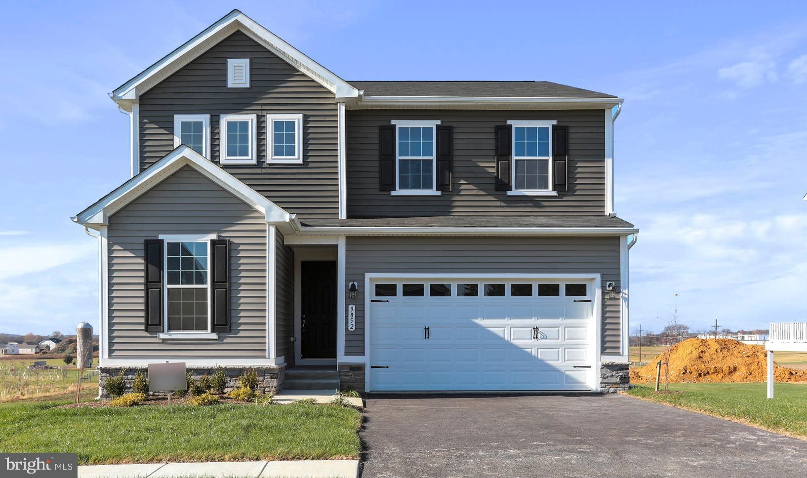 ELMWOOD FARM - Residential