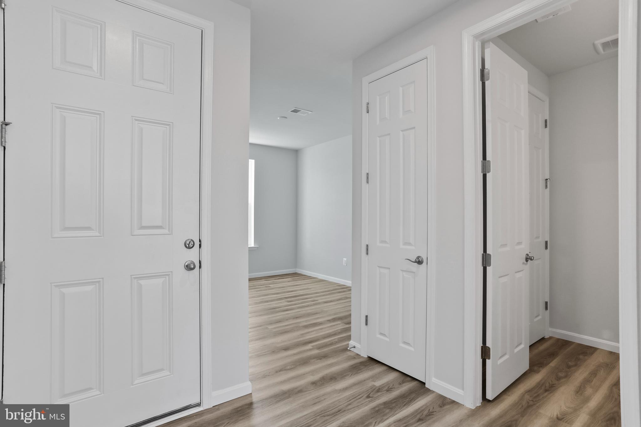 ELMWOOD FARM - Residential