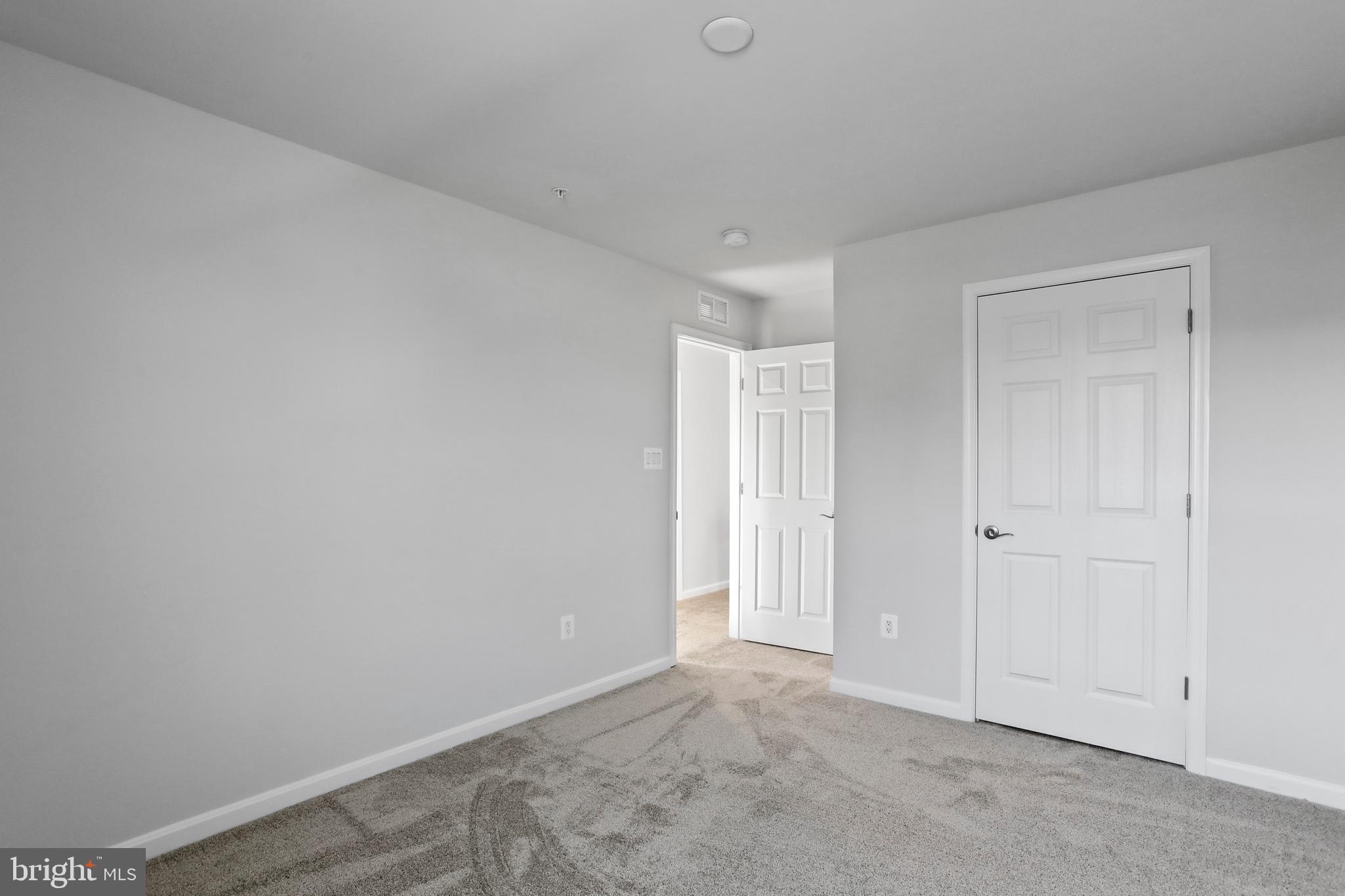 ELMWOOD FARM - Residential