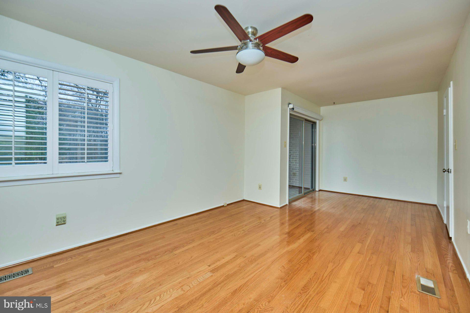 NEWINGTON STATION - Residential