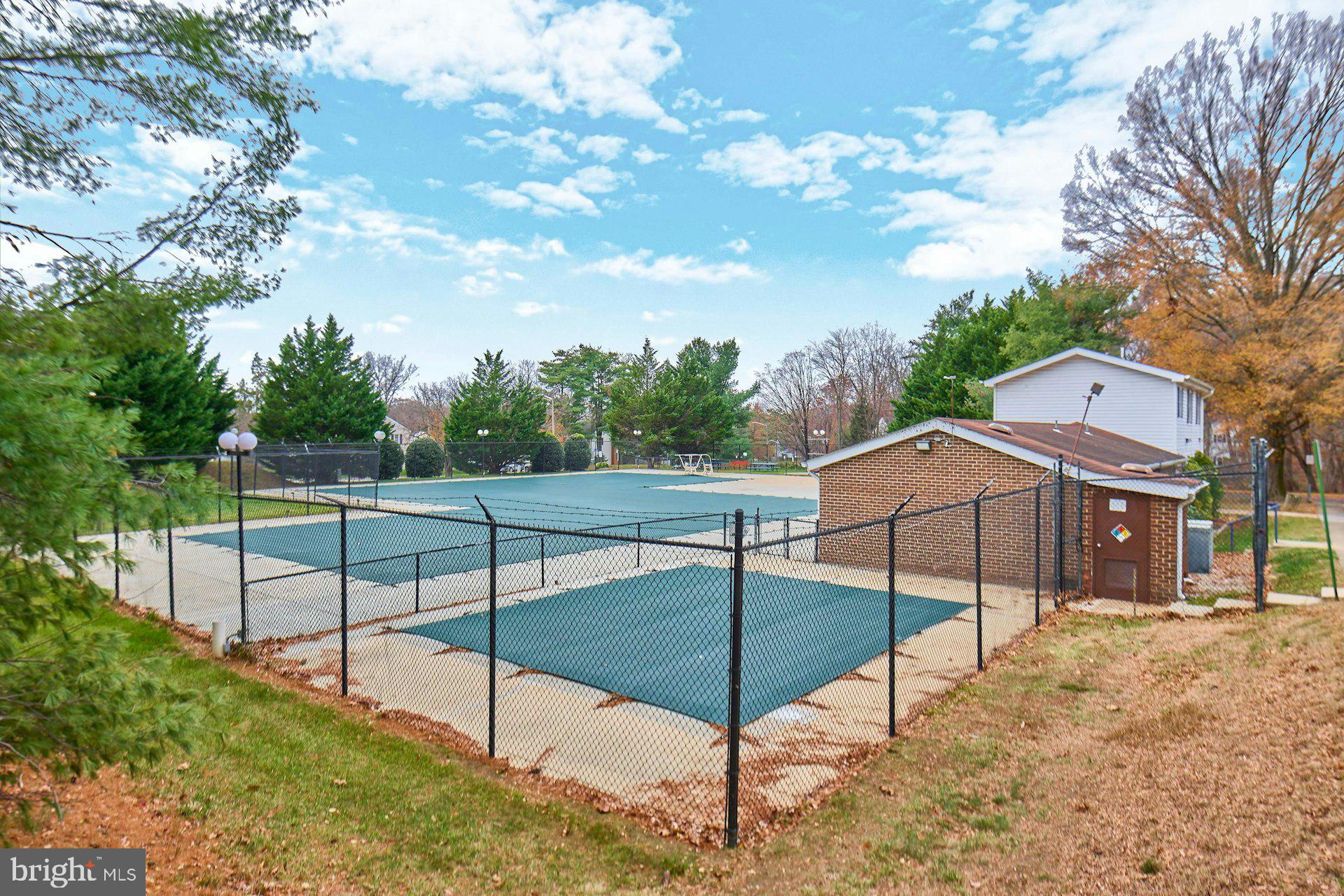 NEWINGTON STATION - Residential