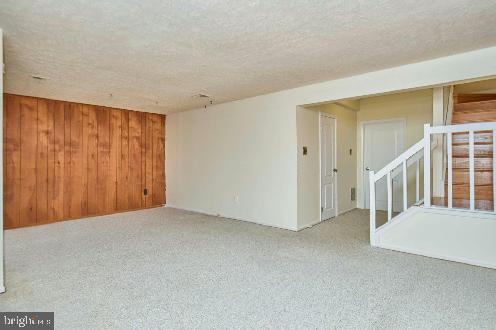 NEWINGTON STATION - Residential