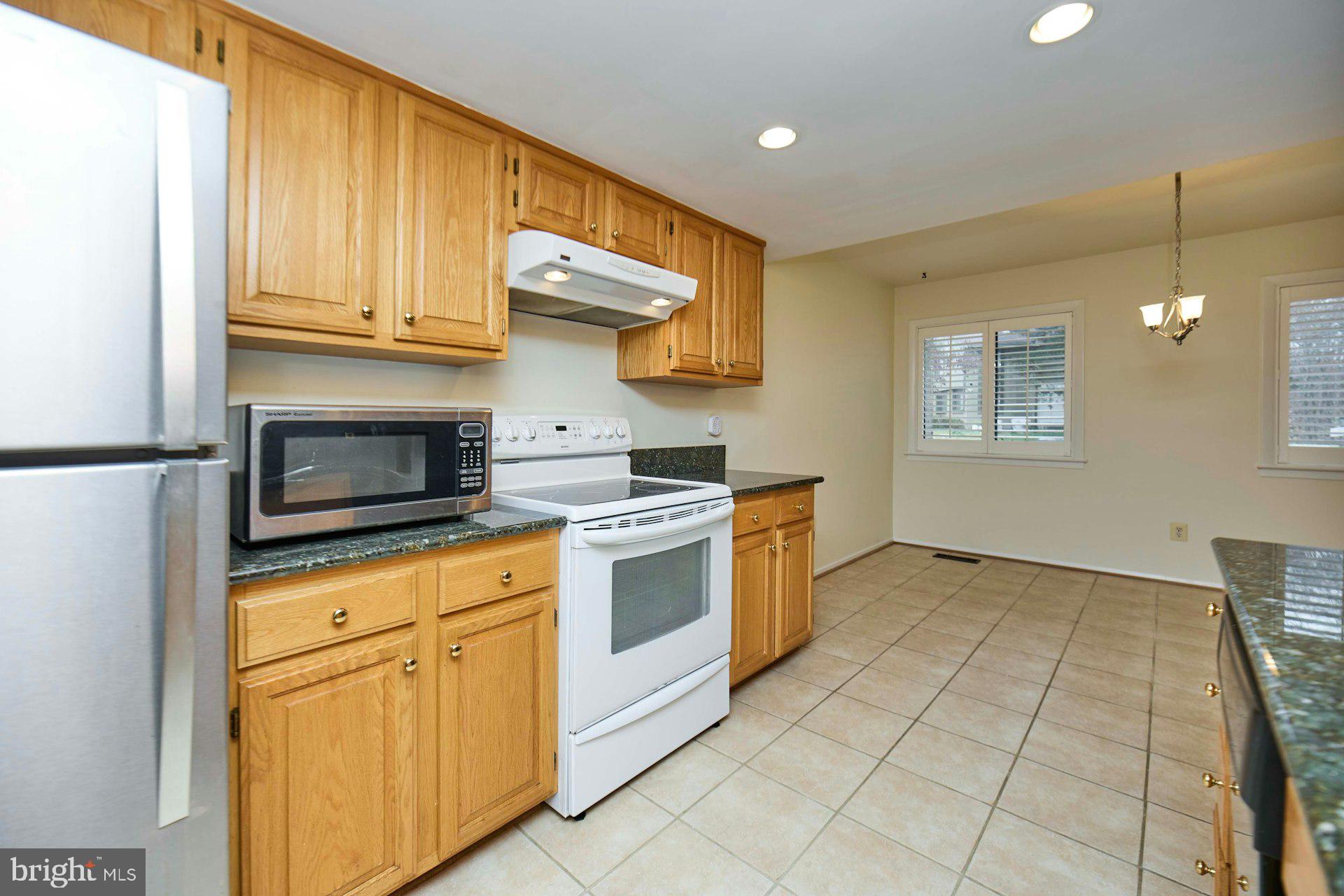 NEWINGTON STATION - Residential