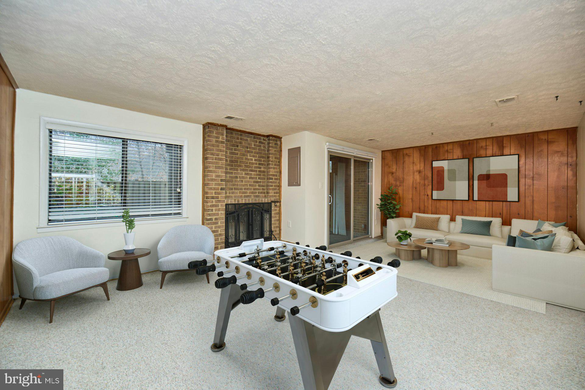 NEWINGTON STATION - Residential