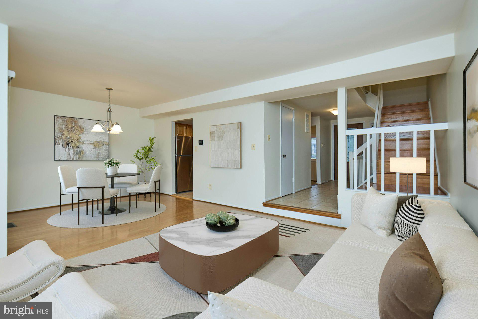 NEWINGTON STATION - Residential