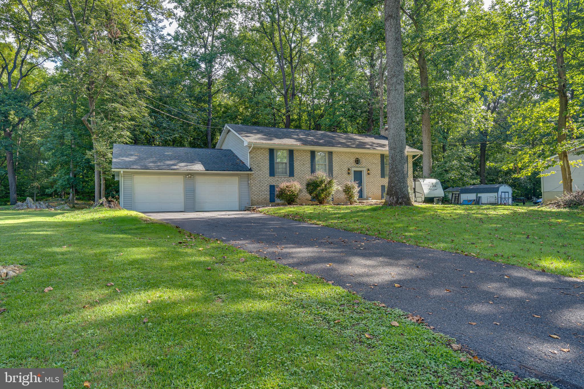 CHAPLINE'S CHOICE - Residential