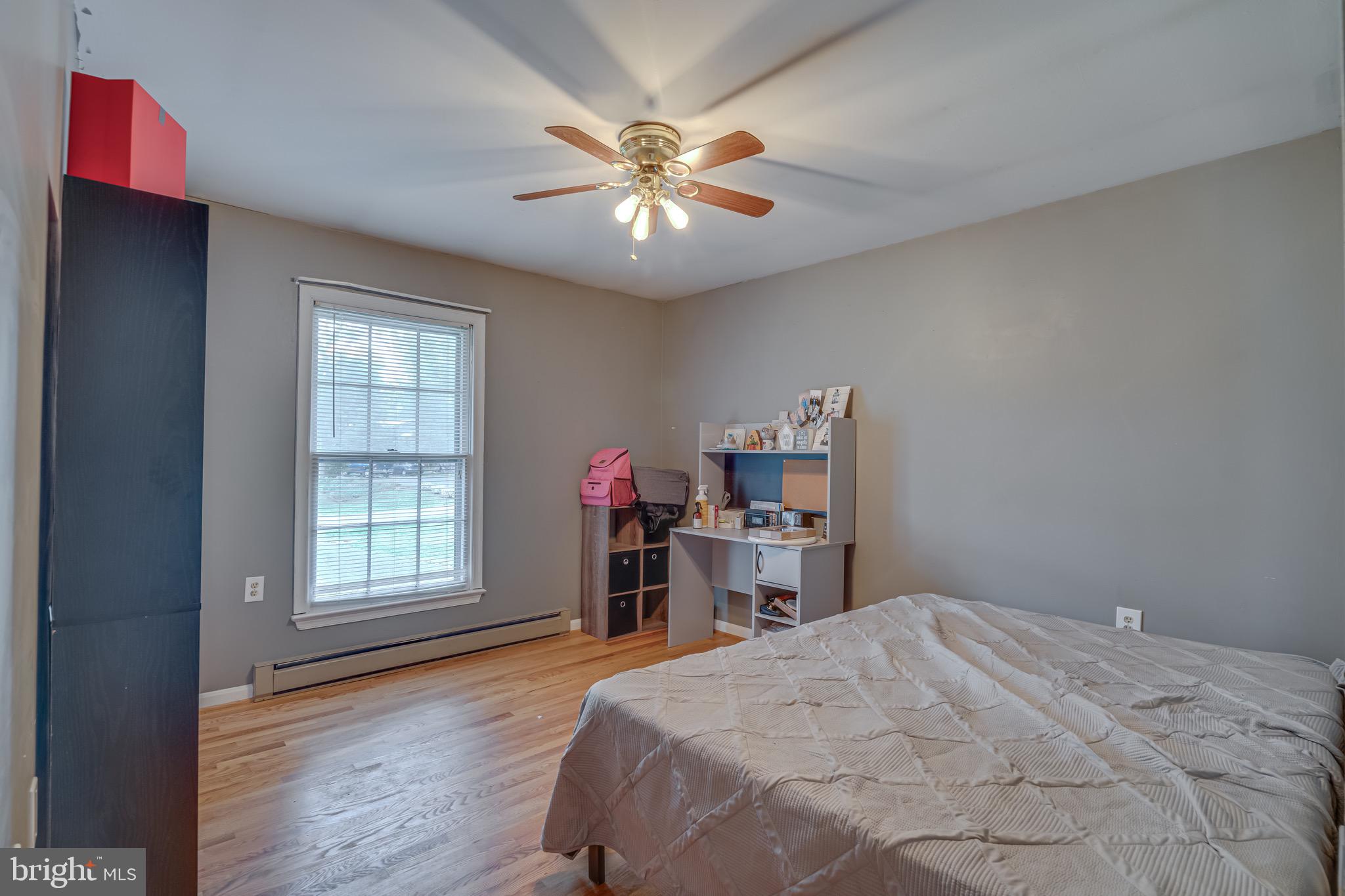 CHAPLINE'S CHOICE - Residential