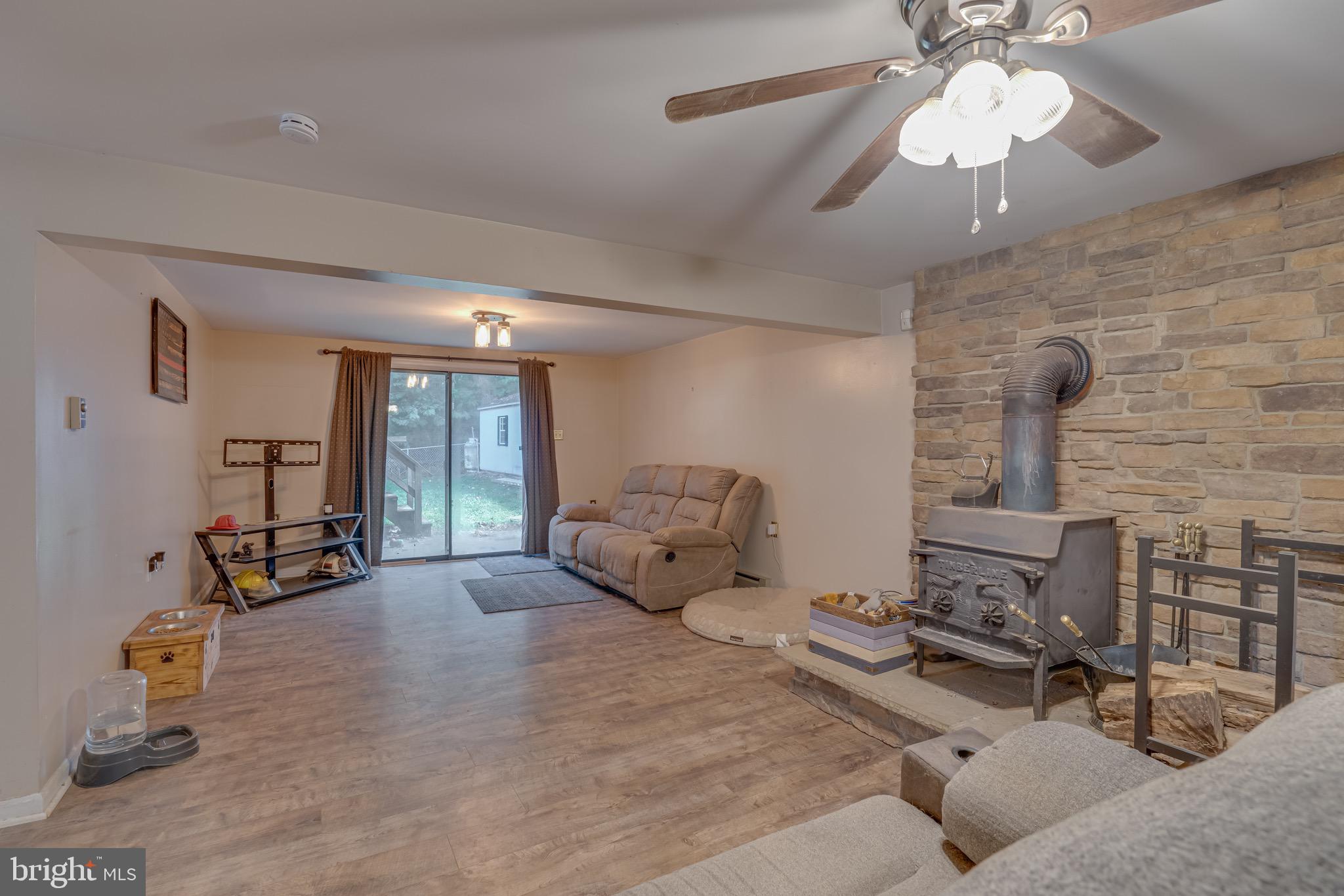 CHAPLINE'S CHOICE - Residential