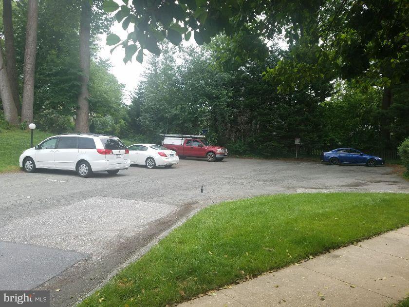 WOODSIDE VILLAGE - Residential