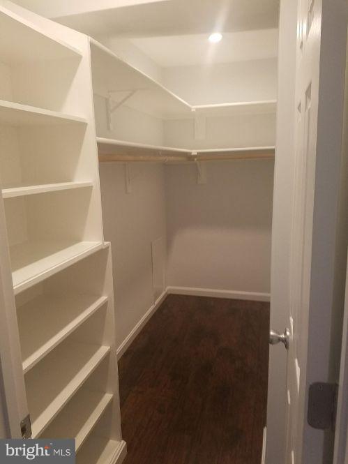 WOODSIDE VILLAGE - Residential