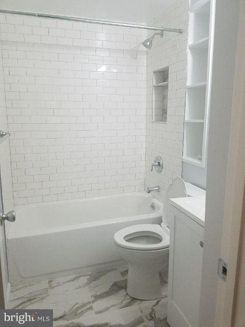 WOODSIDE VILLAGE - Residential