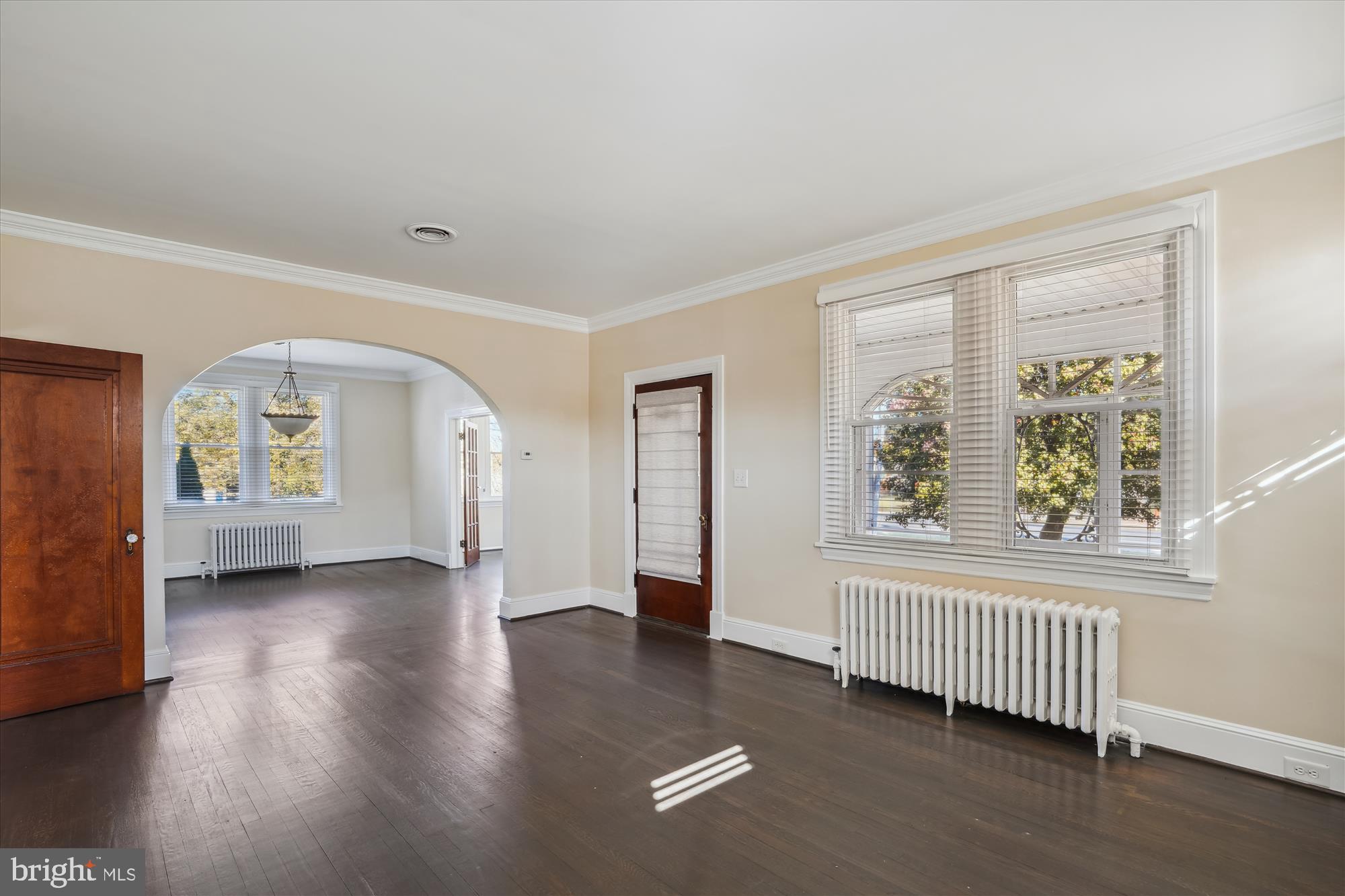 COLONIAL DRIVE - Residential Lease