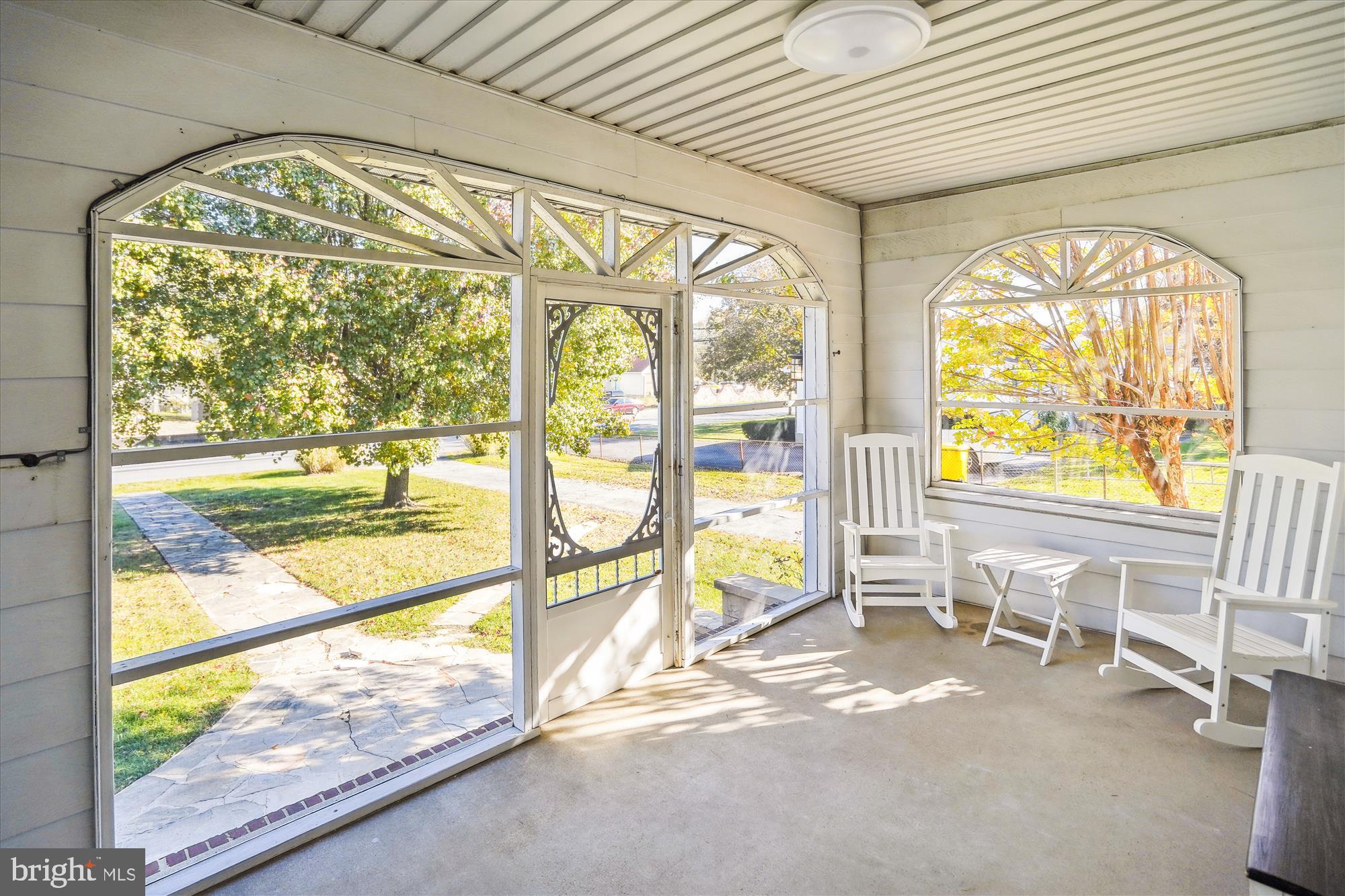 COLONIAL DRIVE - Residential Lease