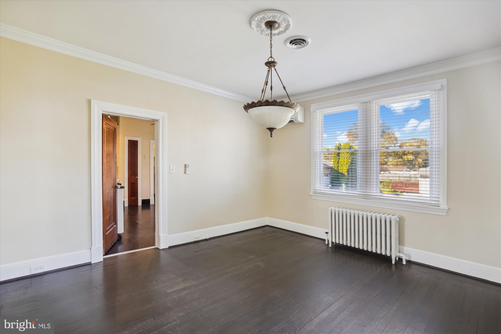 COLONIAL DRIVE - Residential Lease