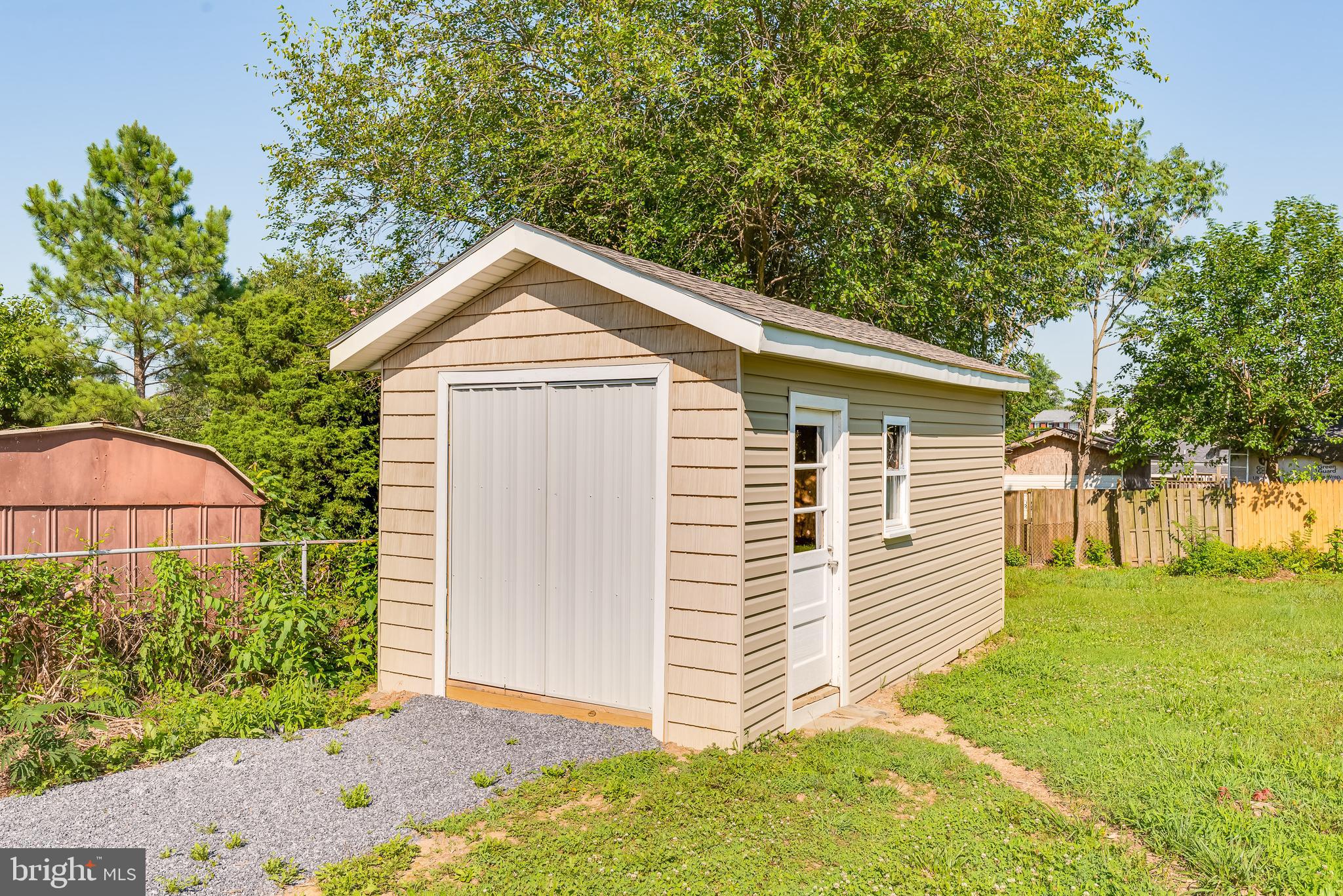 FAIRVIEW ORCHARD - Residential