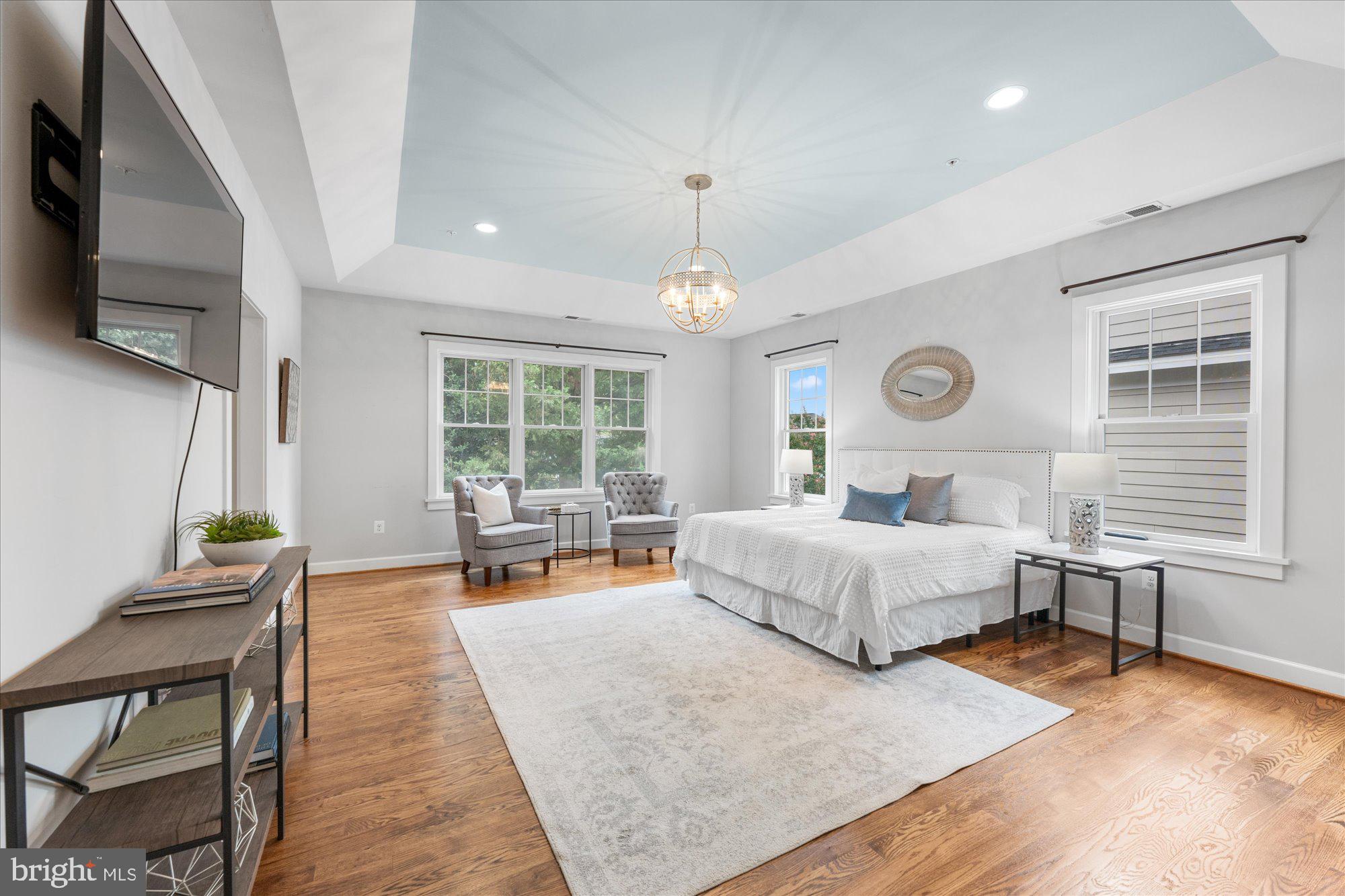 ALTA VISTA - Residential