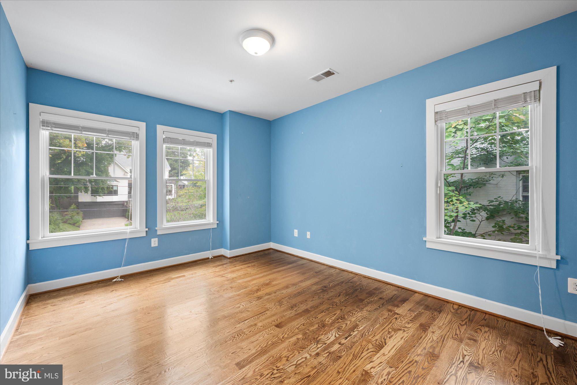 ALTA VISTA - Residential