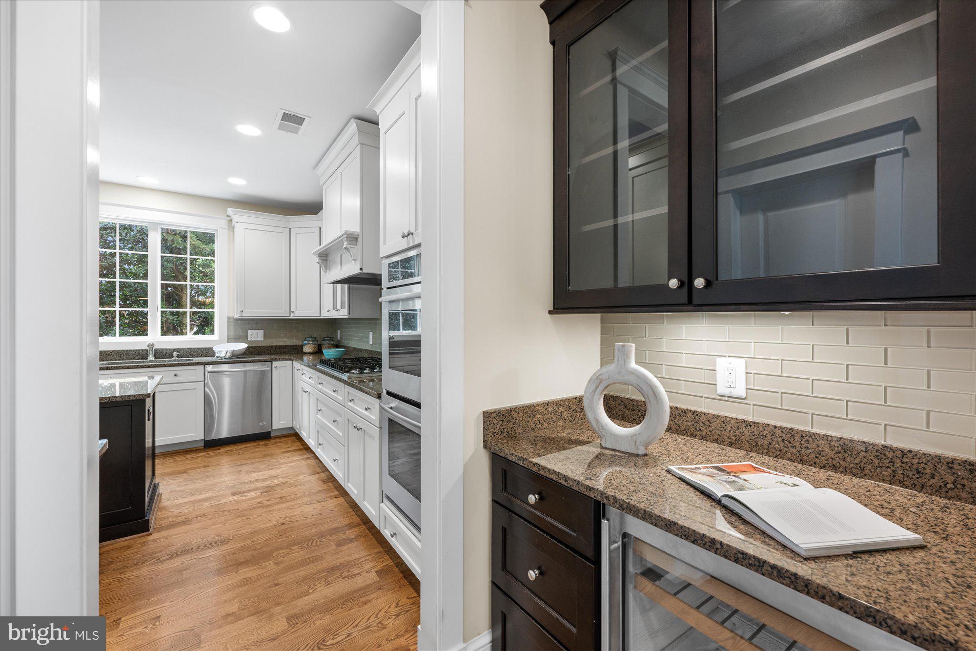 ALTA VISTA - Residential