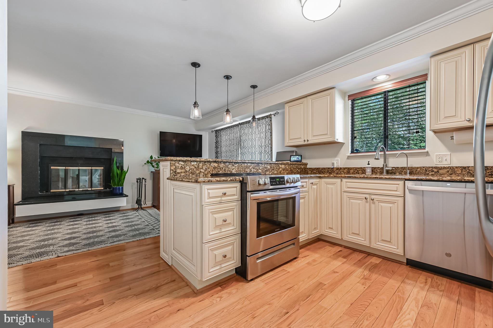 HILLSMERE ESTATES - Residential