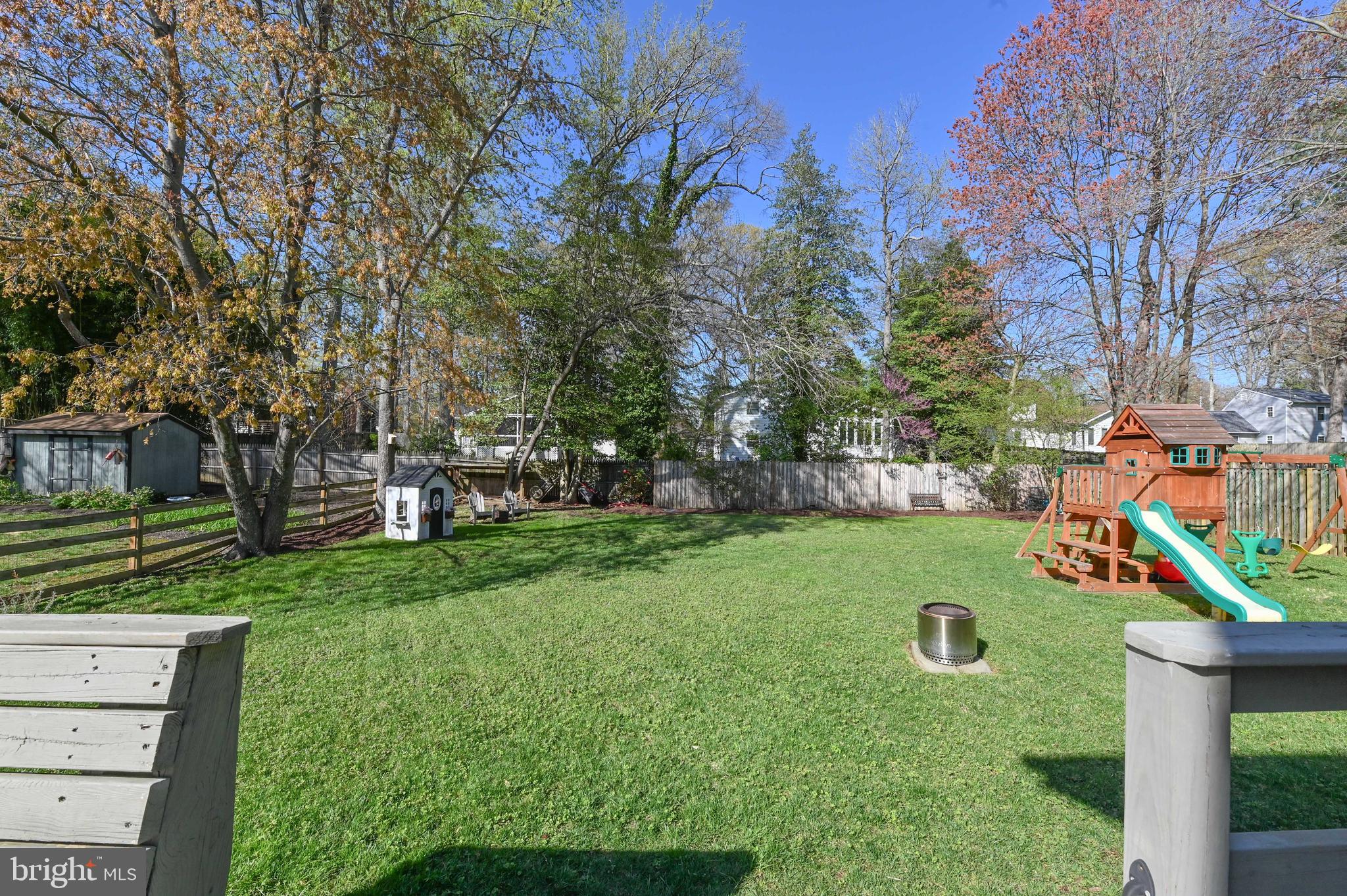 HILLSMERE ESTATES - Residential