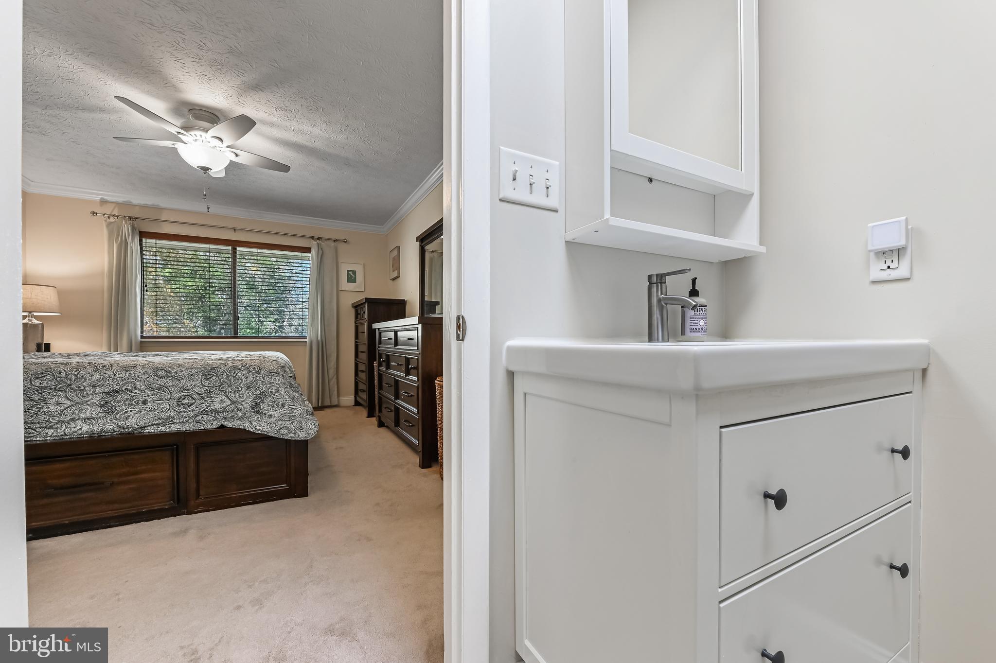 HILLSMERE ESTATES - Residential