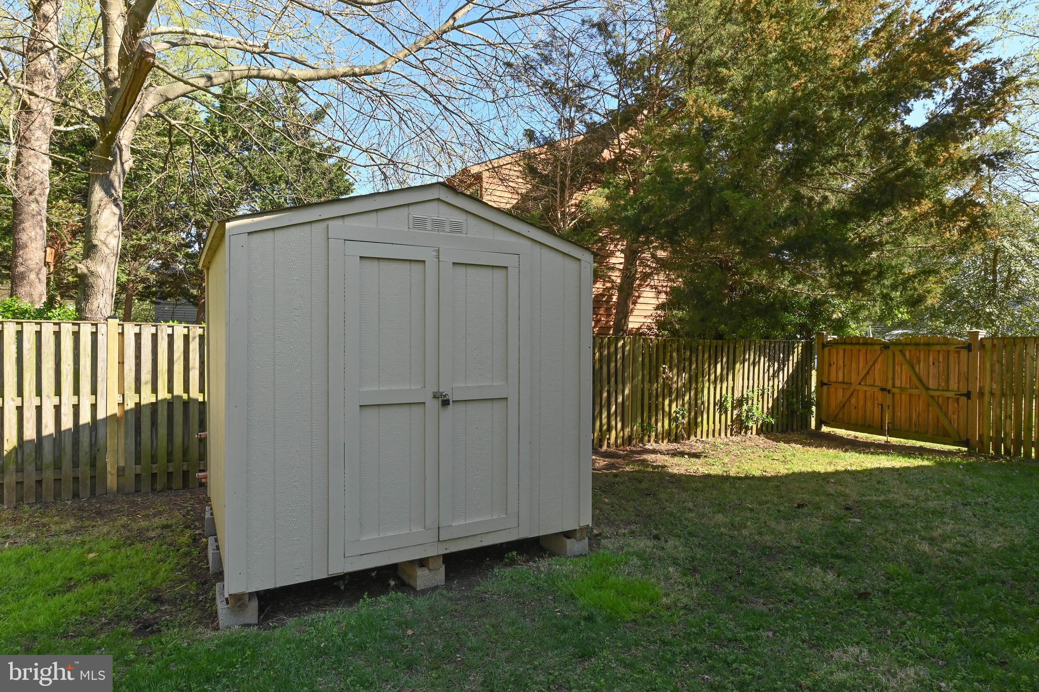 HILLSMERE ESTATES - Residential