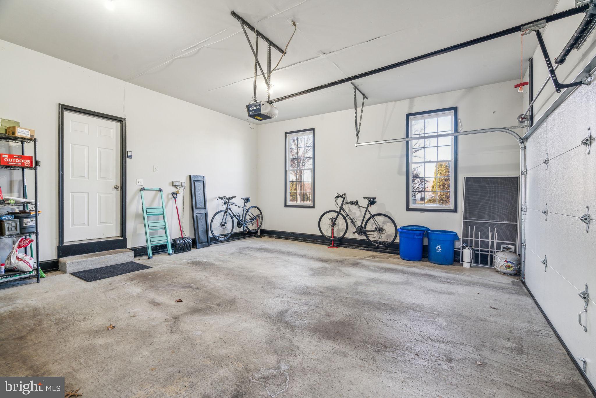 CEDAR GROVE FARM - Residential