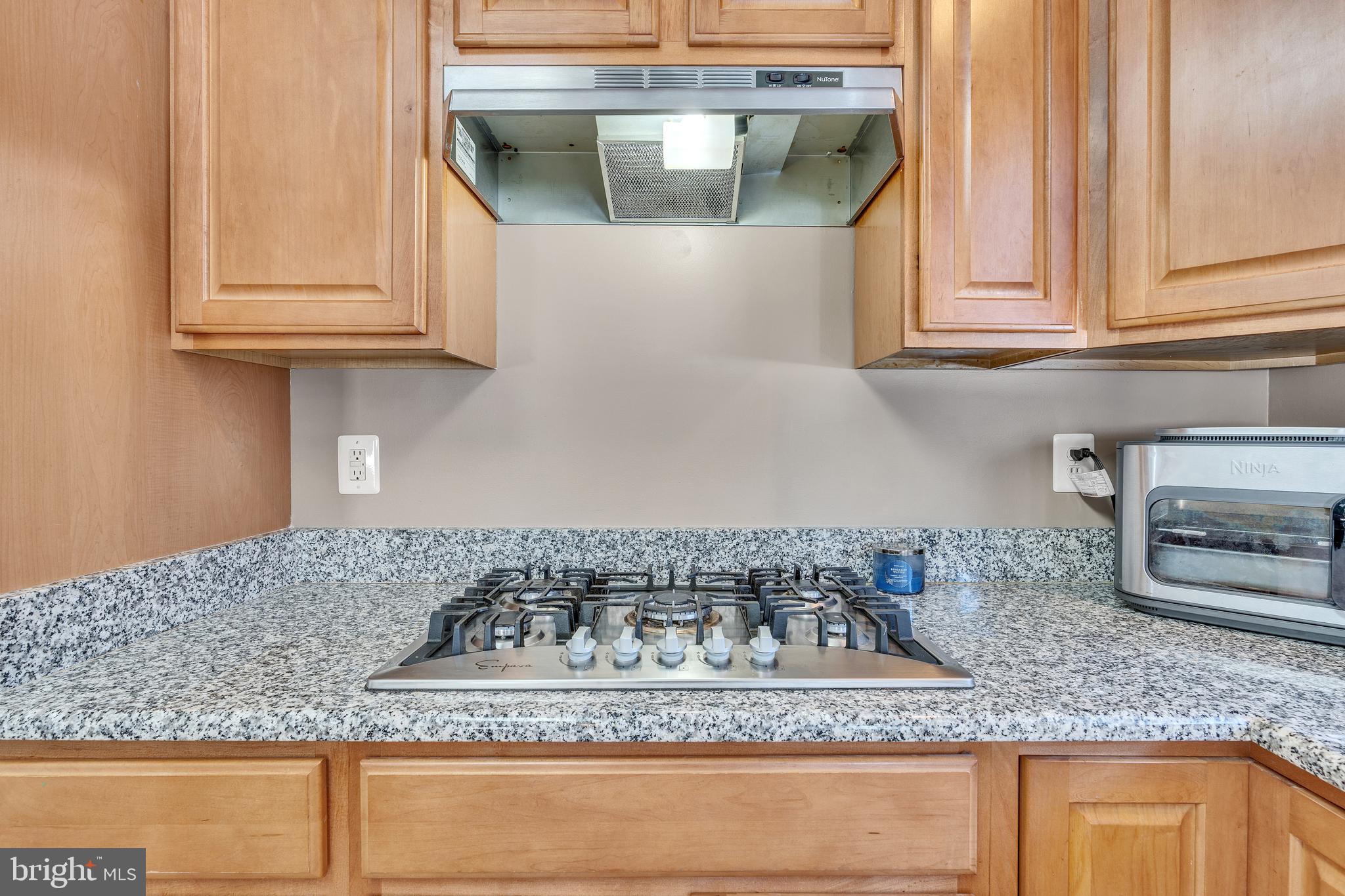 NORTH POINT - Residential