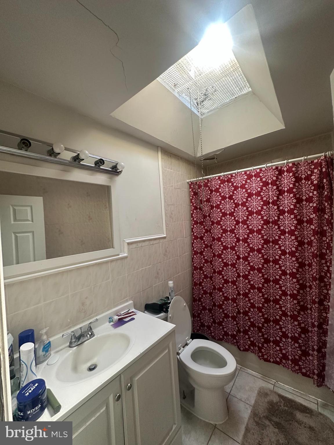 ELMWOOD PARK - Residential