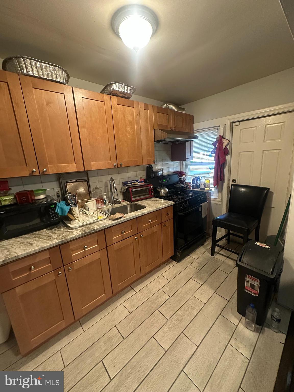 ELMWOOD PARK - Residential