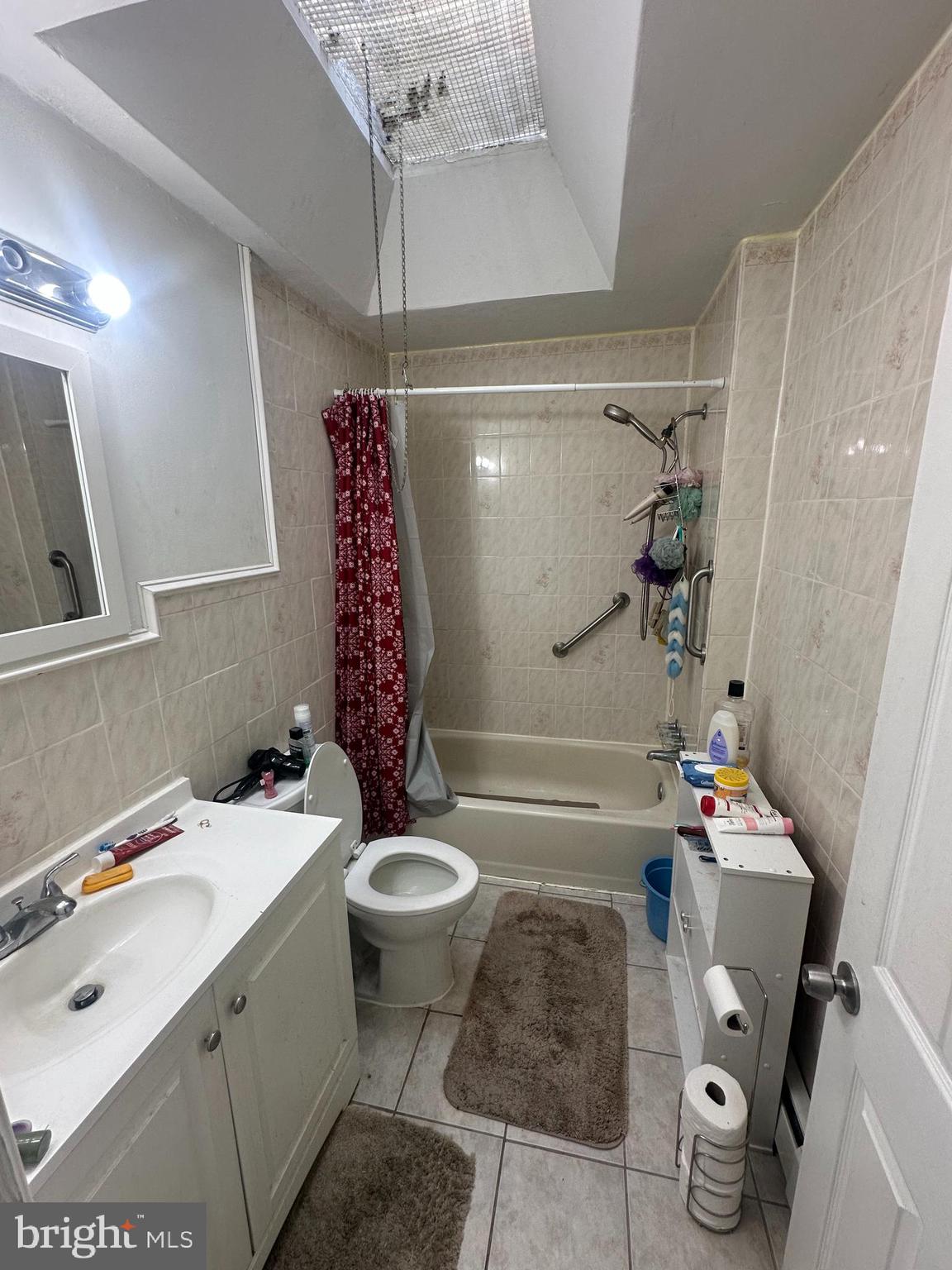 ELMWOOD PARK - Residential
