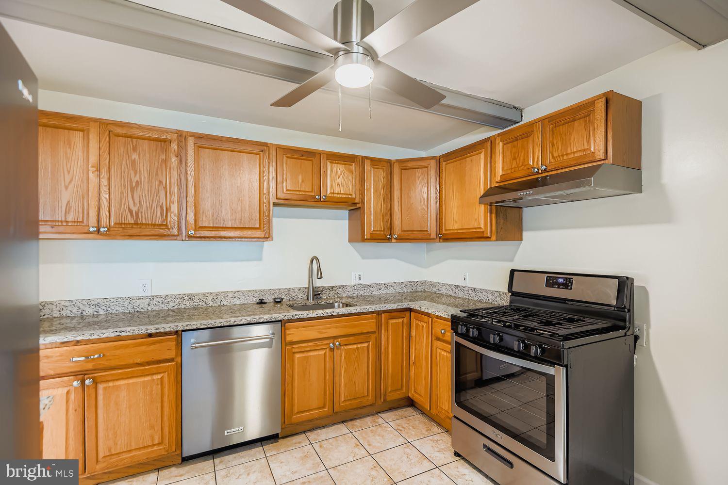 PINE GROVE - Residential