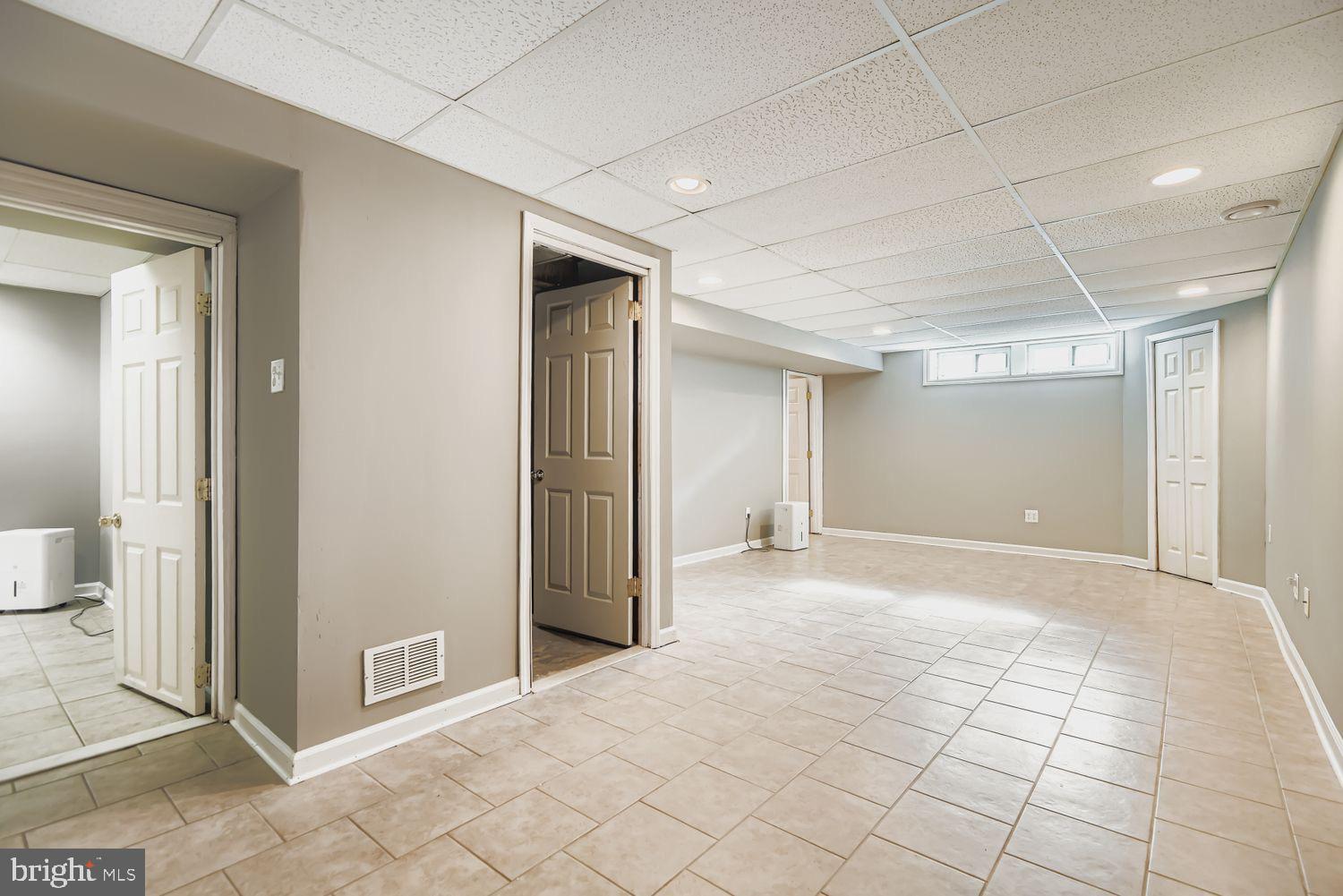 PINE GROVE - Residential